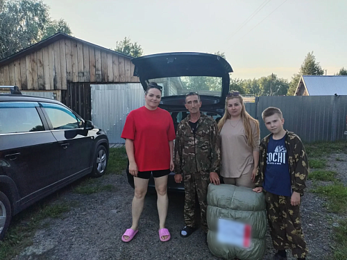 Жители муниципалитетов объединились, чтобы помочь медсестре с позывным Латынь