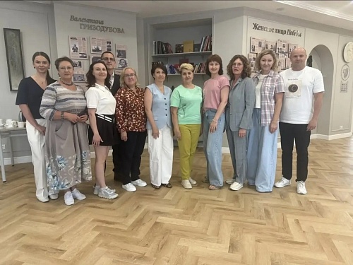 Тюменцы запустят новый модуль медико-социального проекта "СВОя семья"