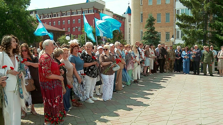 В Тюмени прошёл митинг регионального отделения СЖР "В единстве - наша сила!"