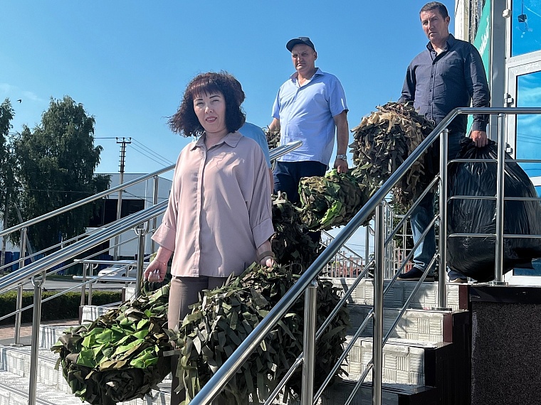 Активисты Тюменской области поддерживают бойцов спецоперации