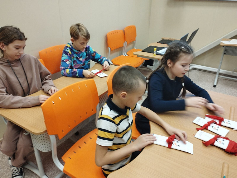 Ялуторовск подготовил новогодние посылки своим землякам