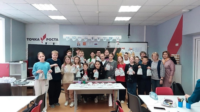 Подарки бойцам с теплом родного дома