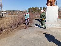 Женские организации Тюменской области провели субботники в честь 80-летия Великой Победы