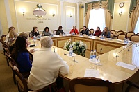 Реализацию Национальной стратегии действий в интересах женщин до 2030 года первыми обсудили жительницы Уральского федерального округа  