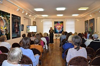Посол культуры СЖР представила золотное шитьё в Вологде