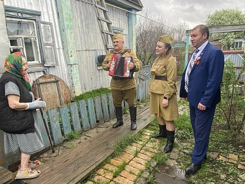 Тюменцы отпраздновали День Великой Победы