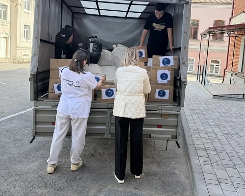 Тюменские союзницы отправили в Белгород гумпомощь к празднику Светлой Пасхи