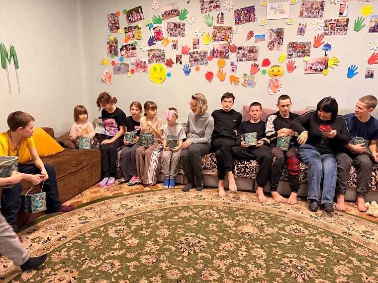 Тюменская союзница побывала с гуманитарной миссей в Донбассе