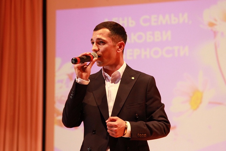 Семьям Тюменской области - от женсоветов с любовью