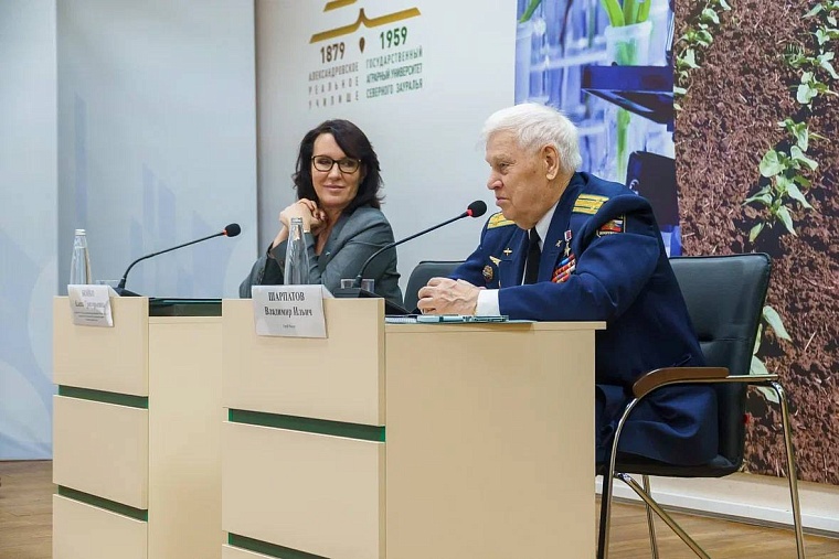 Встречи с Героями России - лучший формат патриотического воспитания, считают тюменские союзницы