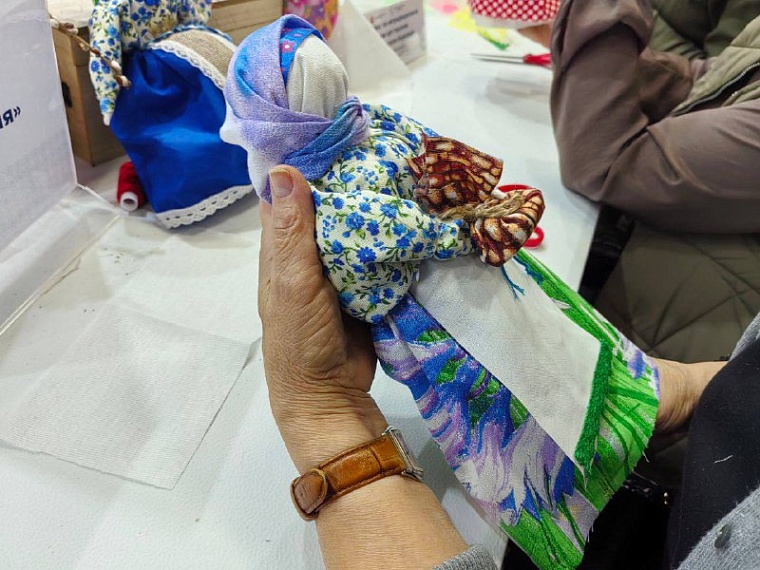 Женщины – в центре внимания: тюменские союзницы приняли участие в форуме «Стальное кружево Урала»